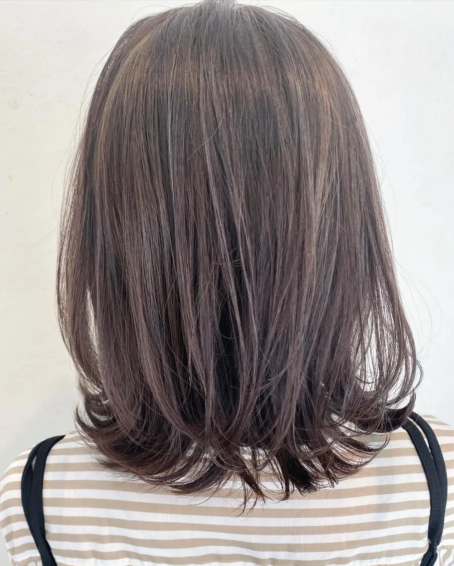 ミディアム カラー 伊藤 さやかのヘアスタイル