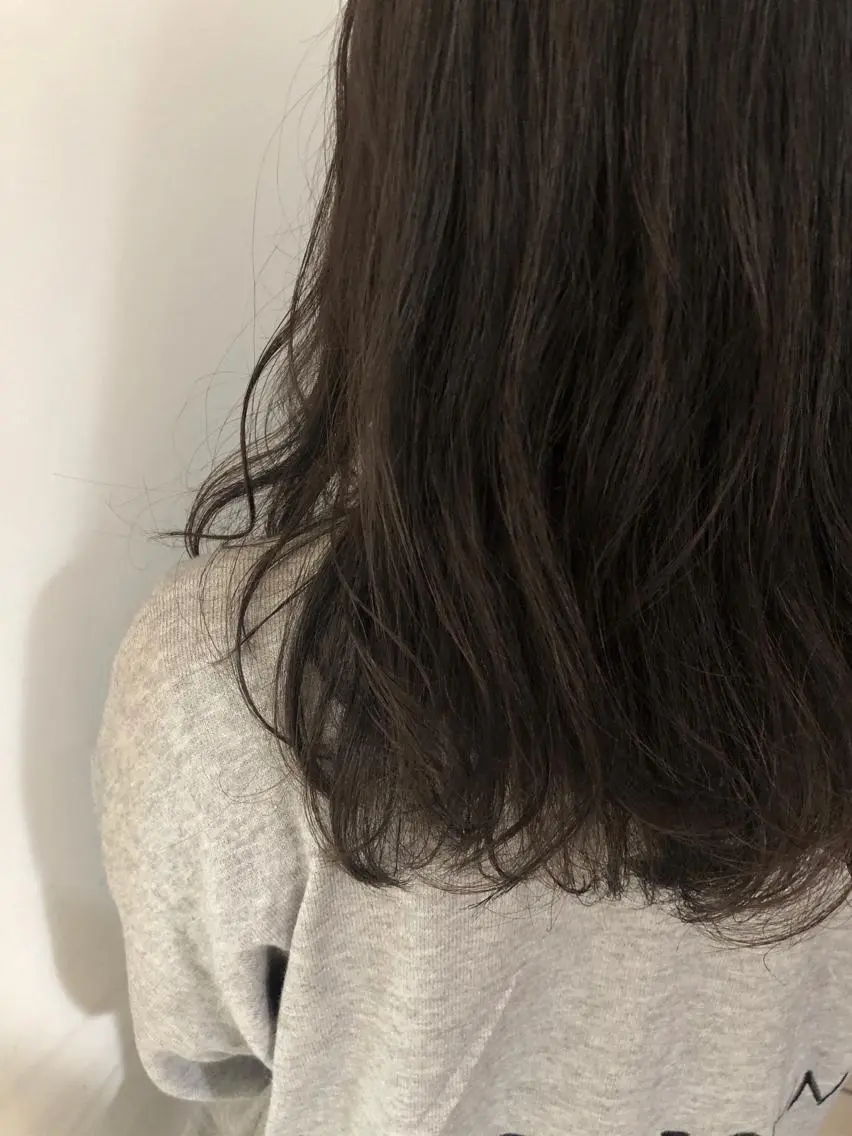 セミロング カラー レイヤーカット カット ヘアカラー トリートメント 韓国hair ·͜· watanabeのヘアスタイル