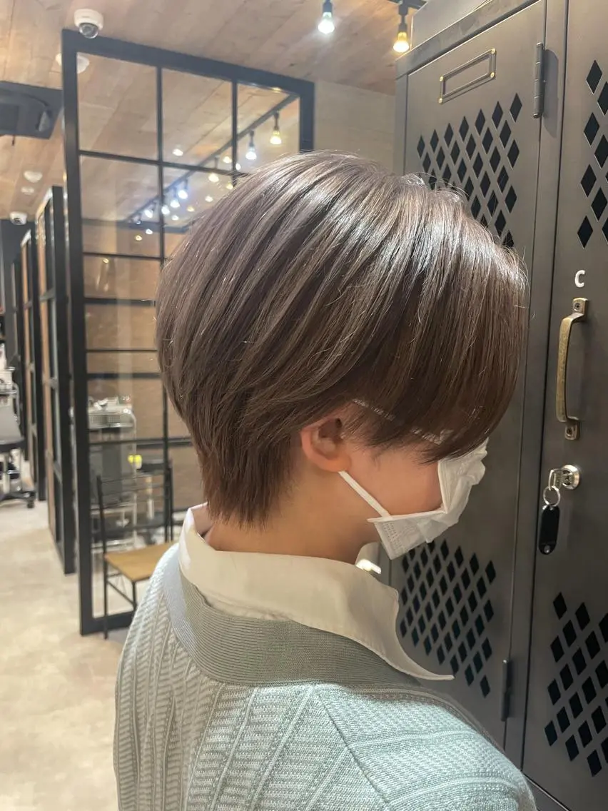 ショート カラー グレージュ ミルクティーグレージュ ヘアカラー トリートメント 髪質改善N°rico 杉本怜美のヘアスタイル