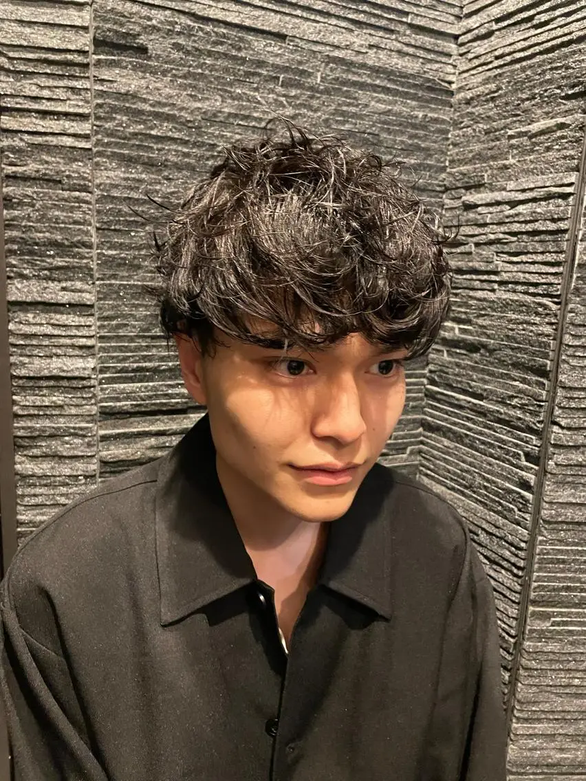 ミディアム パーマ メンズ マッシュ カット指名No1漆原 聡のヘアスタイル