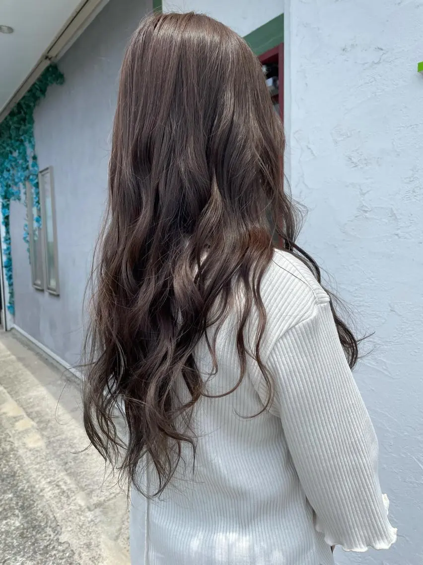 ロング カラー グレージュ ロング ヘアカラー 北九州美容室 🕊️わかな✂︎のヘアスタイル