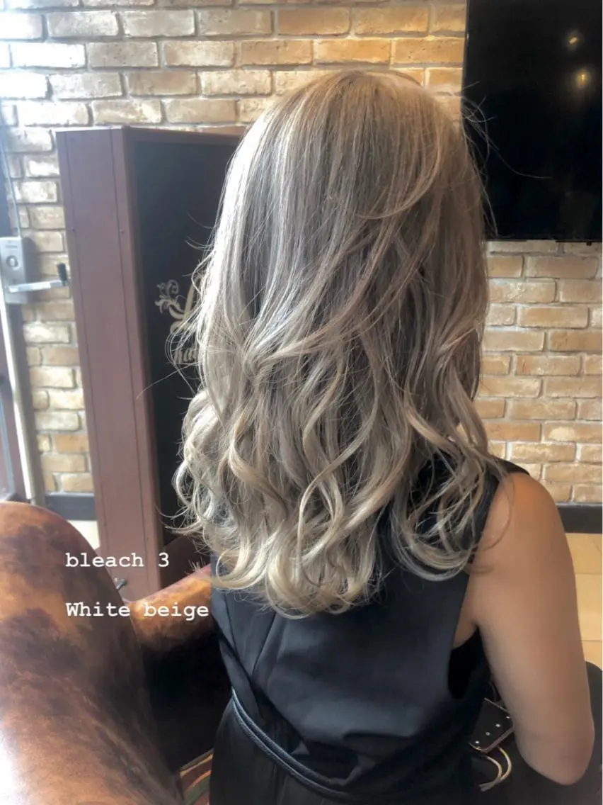 ロング カラー ヘアカラー トリートメント Lyhair🦊🎀 AKIのヘアスタイル