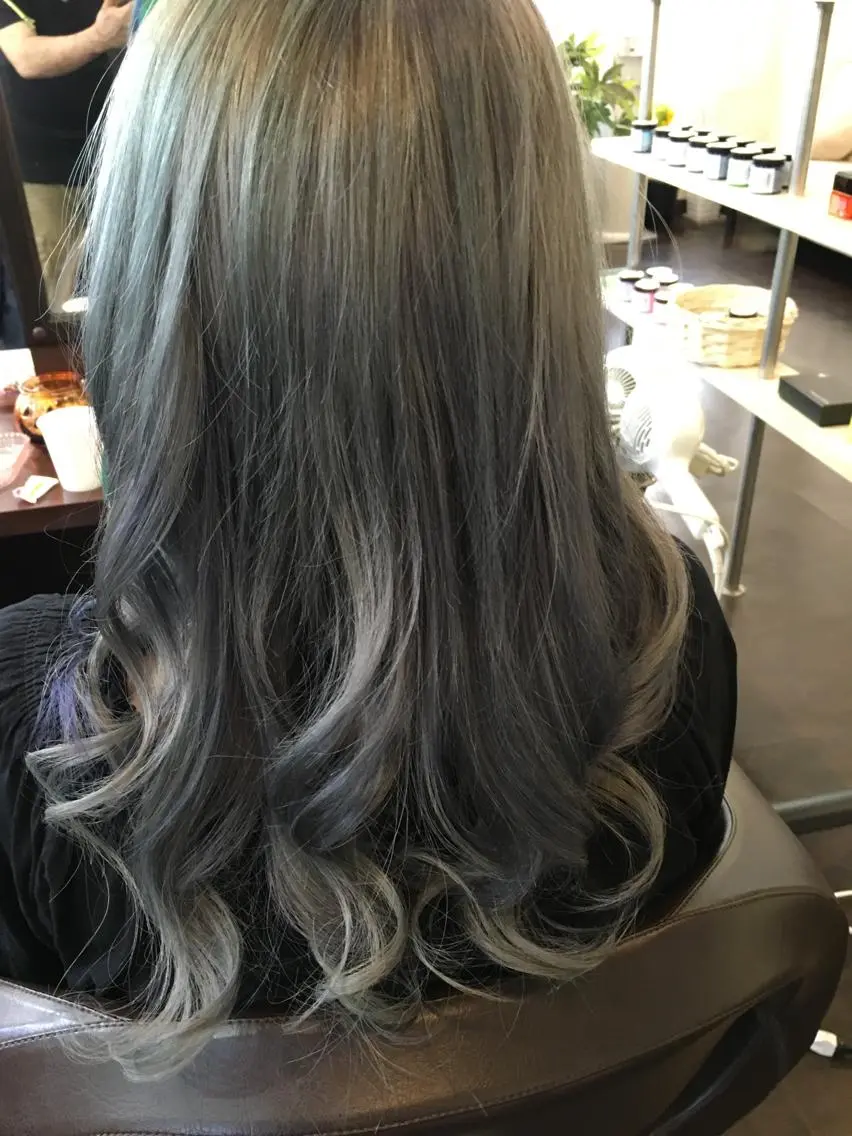 ミディアム zina浦和店✊🏻 西口5分🐤スズキのヘアスタイル