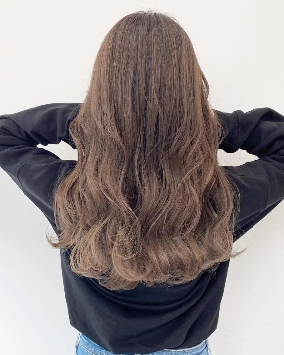 ロング カラー ベージュカラー ミルクティーベージュ opus 店長大和 レイヤー/赤み消しのヘアスタイル