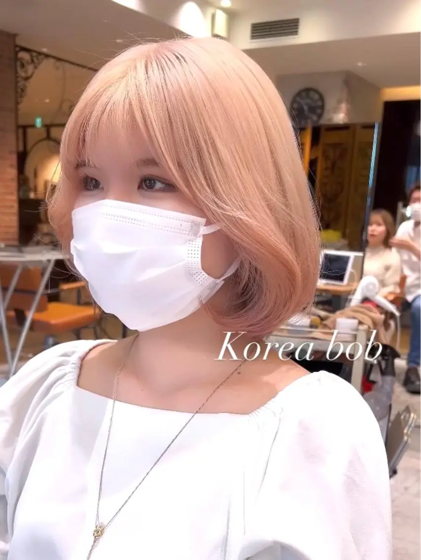 ミディアム カラー パーマ ヘアアレンジ イルミナカラー くびれヘア 顔周りカット 髪質改善 韓国風ヘア 骨格別小顔カット/ 顔周りカット/金井のヘアスタイル
