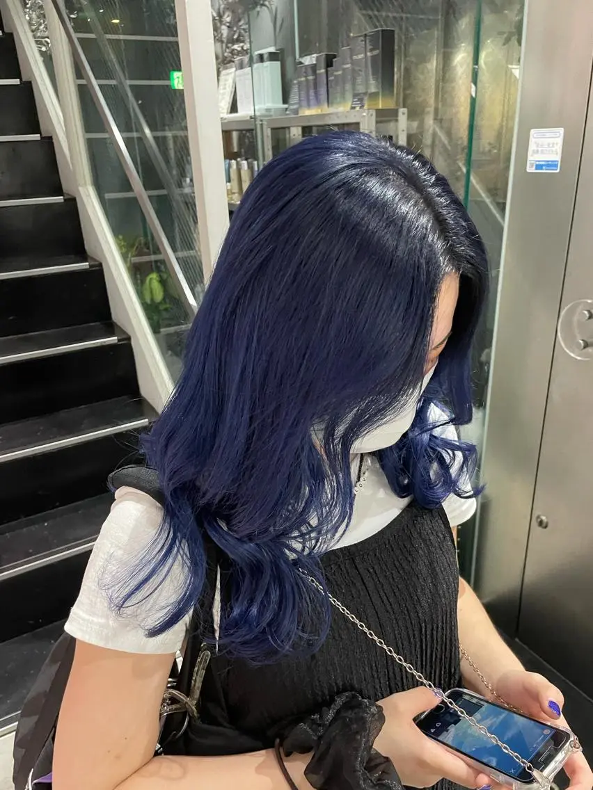 セミロング オノ テンタのヘアスタイル