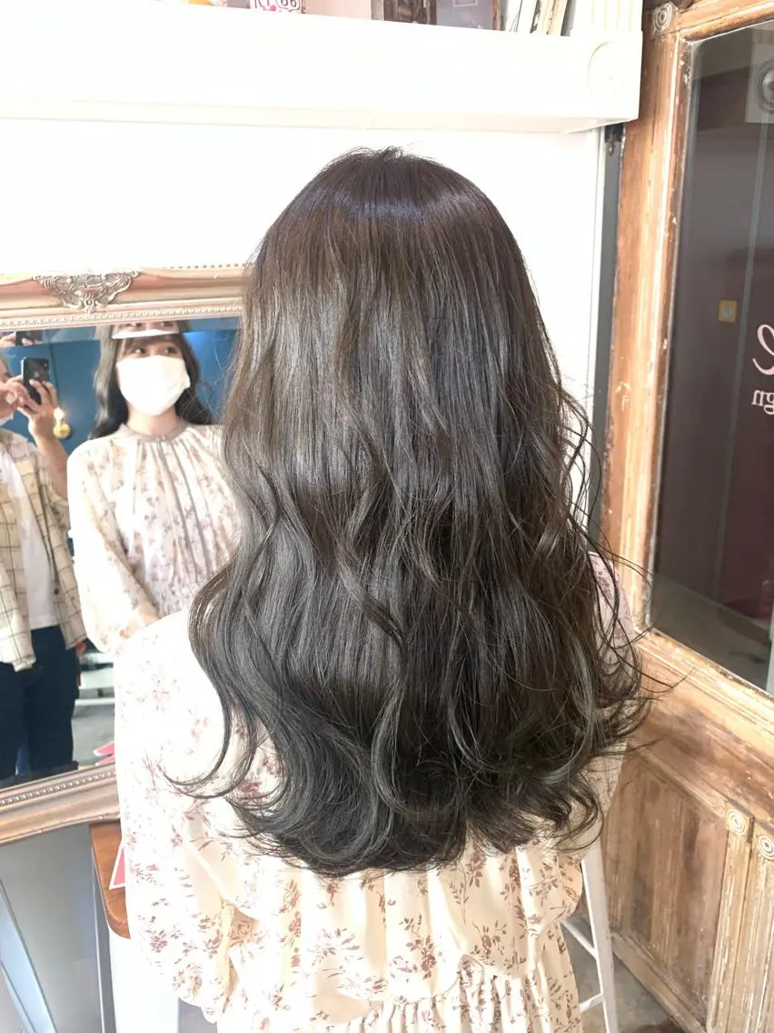 セミロング カラー ヘアアレンジ グレージュ オリーブグレージュ オリーブグレー ヘアカラー トリートメント ヘッドスパ ヘアセット 大宮/山口 竣也のヘアスタイル