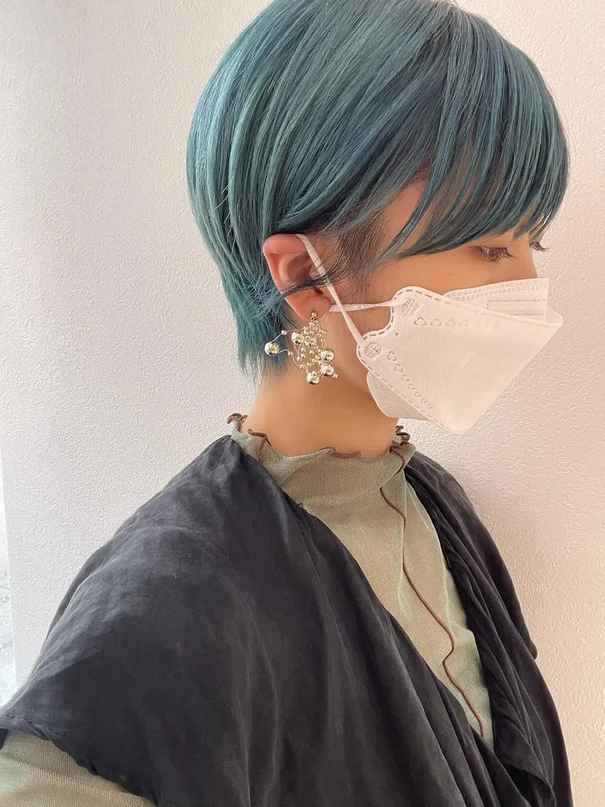 ショート カラー ブリーチ ブルーカラー ヘアカラー 店長福島成美/髪質 改善縮毛矯正/カラーのヘアスタイル