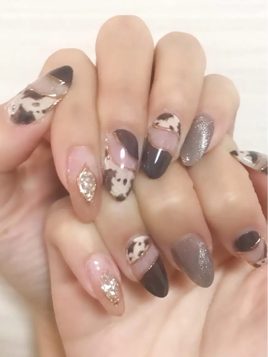 ネイル アニマル柄 ラメ(グリッター) マグネットネイル 持ち込み Nyanco Nailのネイルデザイン