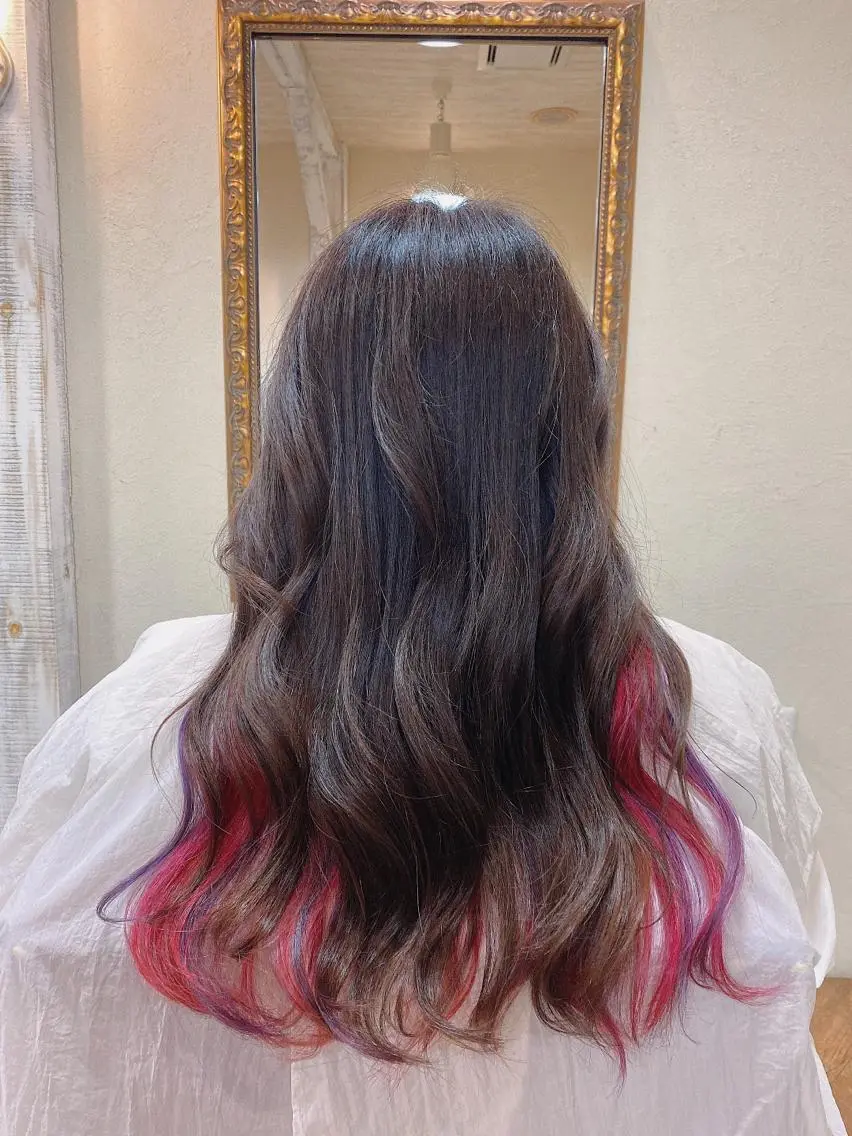 ロング カラー インナーカラー ピンクカラー バイオレットカラー 長岡 俊樹のヘアスタイル