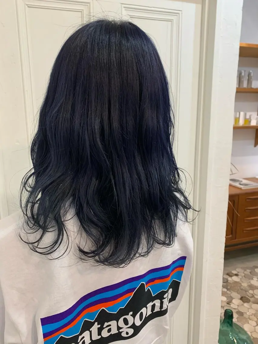 セミロング カラー wakana/ 柔らかベージュカラーのヘアスタイル