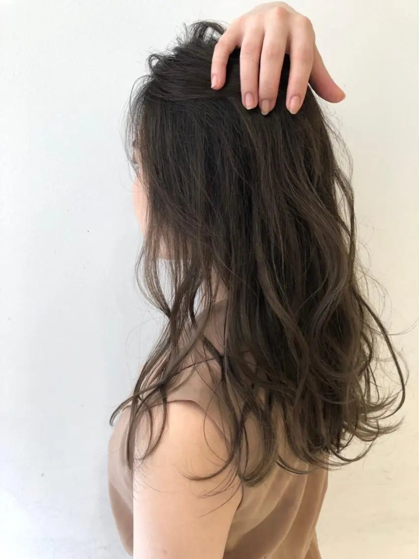 ロング カラー ヘアアレンジ 【公式】amble luxe池袋東口🩷のヘアスタイル