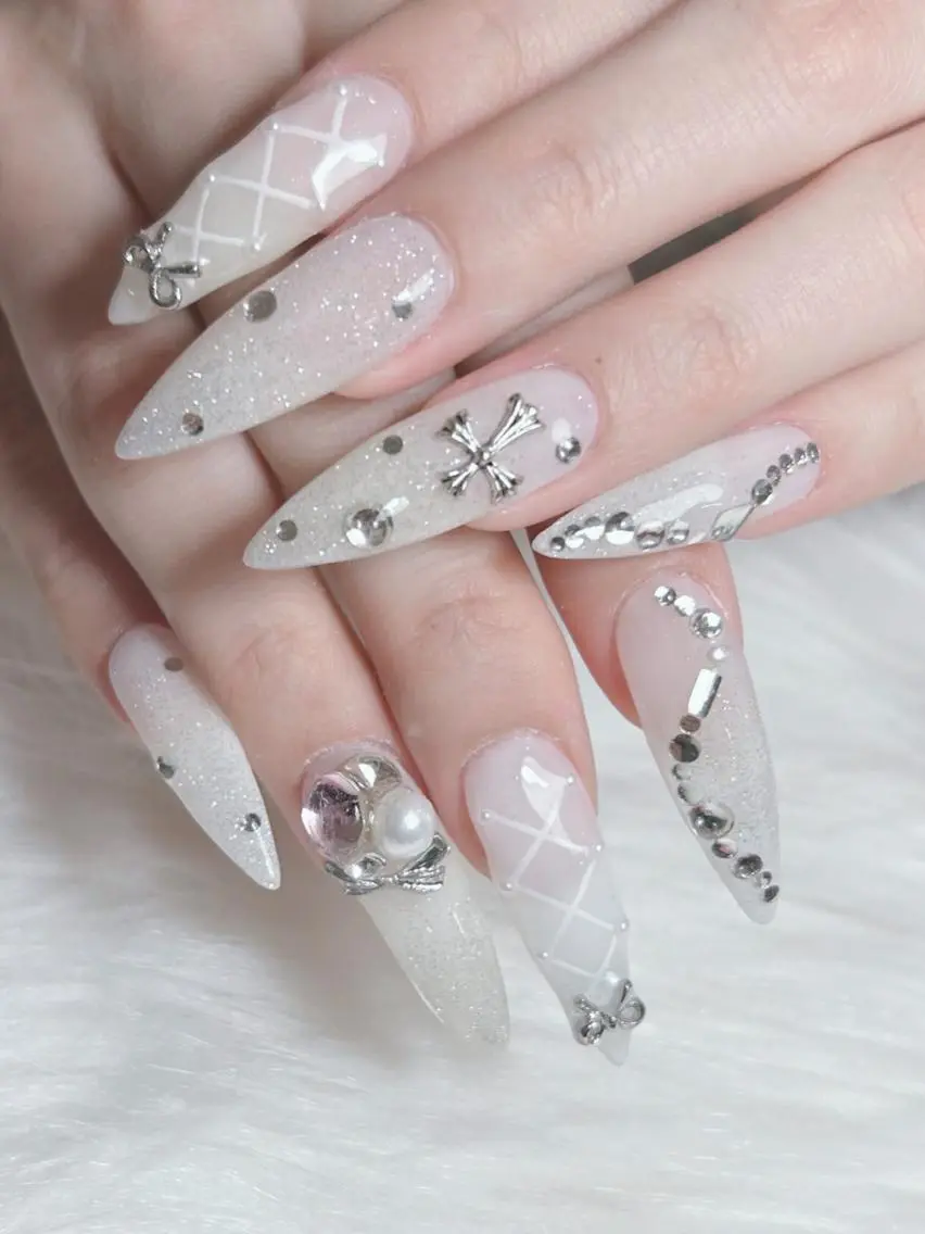 ネイル 持ち込み ハンドネイル -Rebest- NAIL心斎橋店💎のネイルデザイン