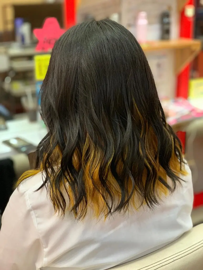 セミロング ヘアカラー たけい ゆうきのヘアスタイル