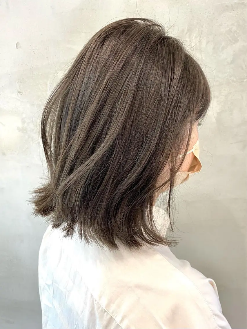 ミディアム カラー ベージュカラー ブリーチ ミント ミントベージュ ブリーチなしカラー カット ヘアカラー トリートメント 🫧透明感カラー🫧 OIKAWAのヘアスタイル