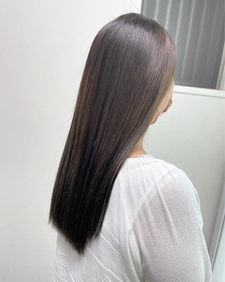 ロング カラー アッシュ ベージュカラー ブリーチ ケアブリーチ ケアカラー カット ヘアカラー トリートメント 河合秀明/ショート /ボブ/レイヤーのヘアスタイル