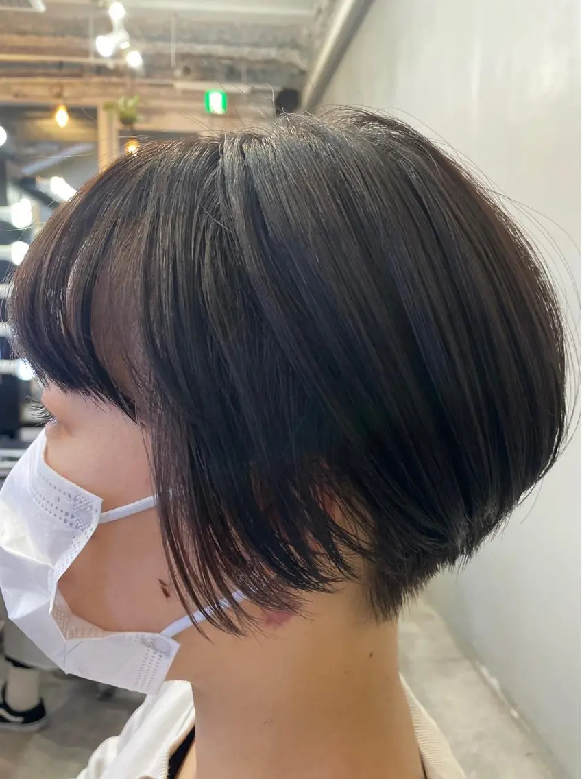 ショート カラー ショートボブ 丸みショート パープルカラー ボブ ショートヘア カット ヘアカラー ブリーチなし透明感 タケザワミキのヘアスタイル