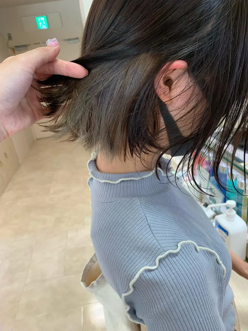 ショート カラー 暖色/ブリーチカラー 🎀 M i k uのヘアスタイル