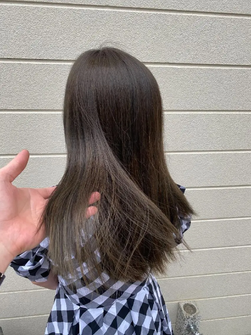 ロング カラー ベージュカラー 友谷 ルーカスのヘアスタイル