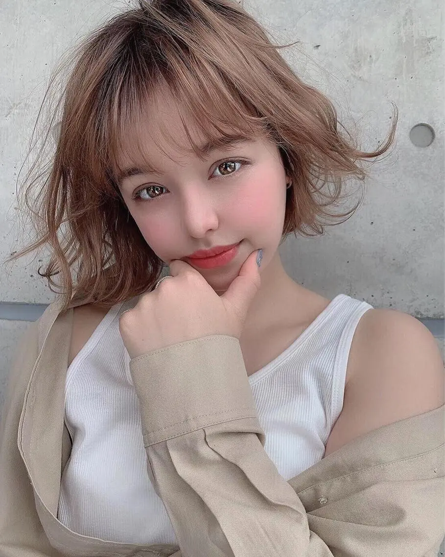 ミディアム mai🍑暖色カラー /レイヤー💖のヘアスタイル