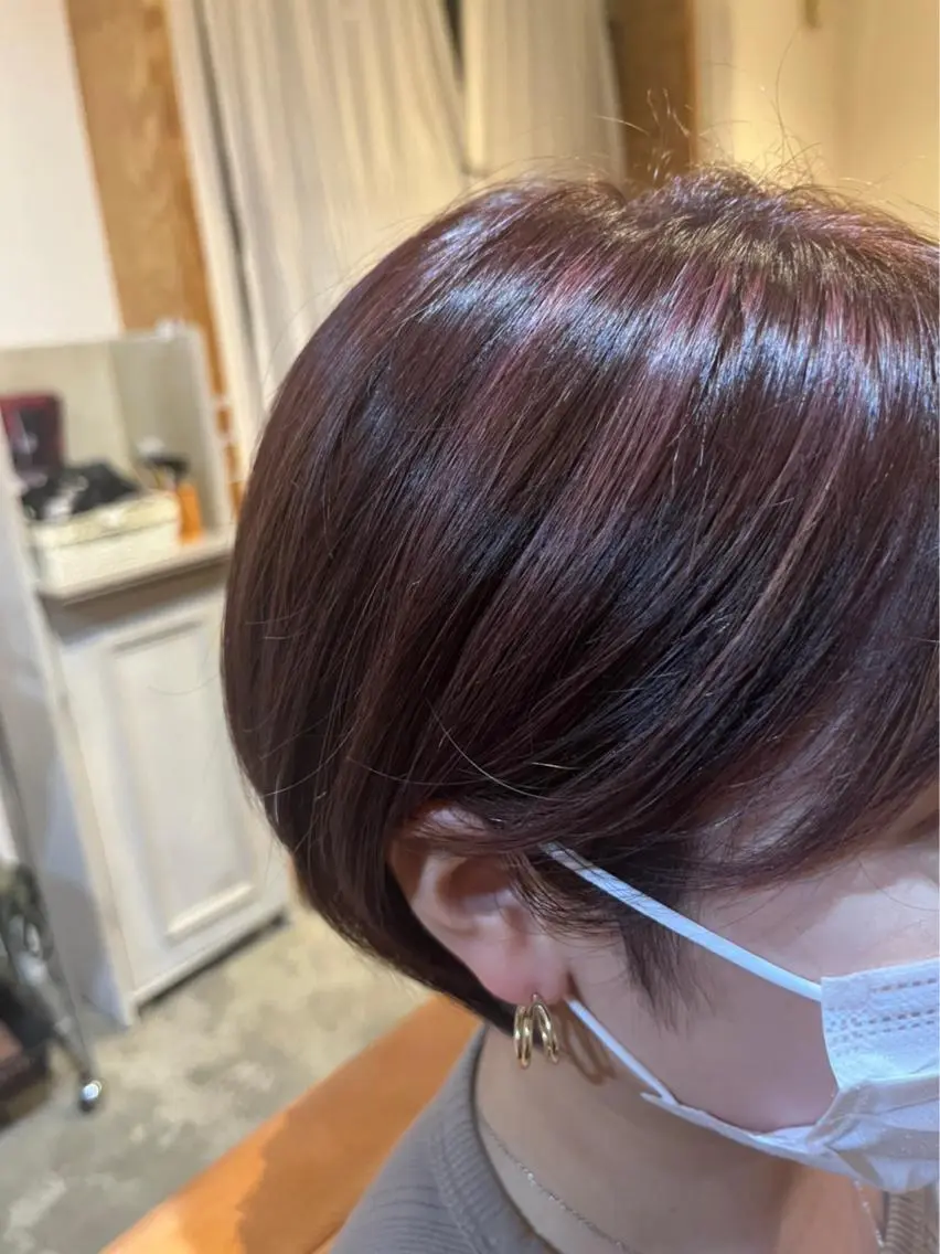 ショート カラー ハイライトカラー ピンクカラー ハイライト 鏡原 実和のヘアスタイル