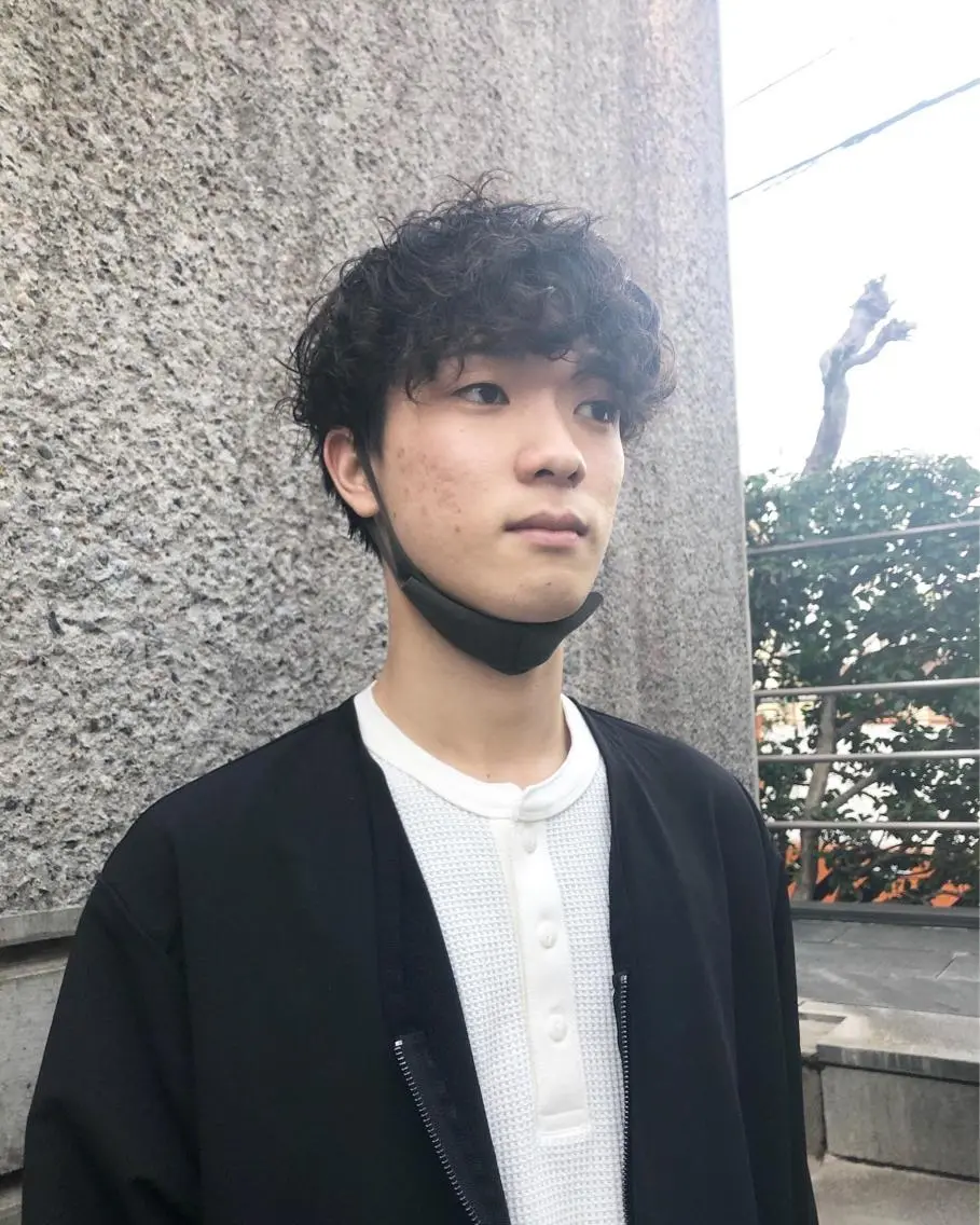 パーマ ヘアアレンジ メンズ マッシュ メンズパーマ カット パーマ トリートメント ヘアセット メンズ特化✂️栗原 侑也のヘアスタイル