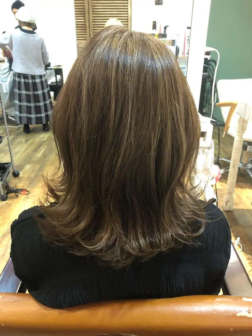 ミディアム カラー パーマ ヘアアレンジ メンズ キッズ ネイル マツエク・マツパ メンズハイライト ベージュカラー フォギーベージュ ハイライトカラー ハイライト 新宿/髪質改善/ 美髪矯正✨浅江通友のヘアスタイル
