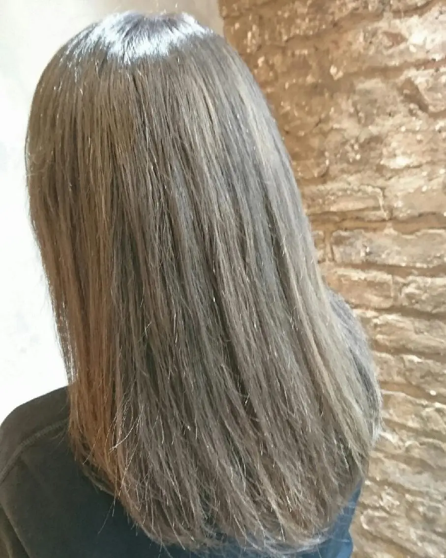 セミロング カラー センター南 SEIJIのヘアスタイル