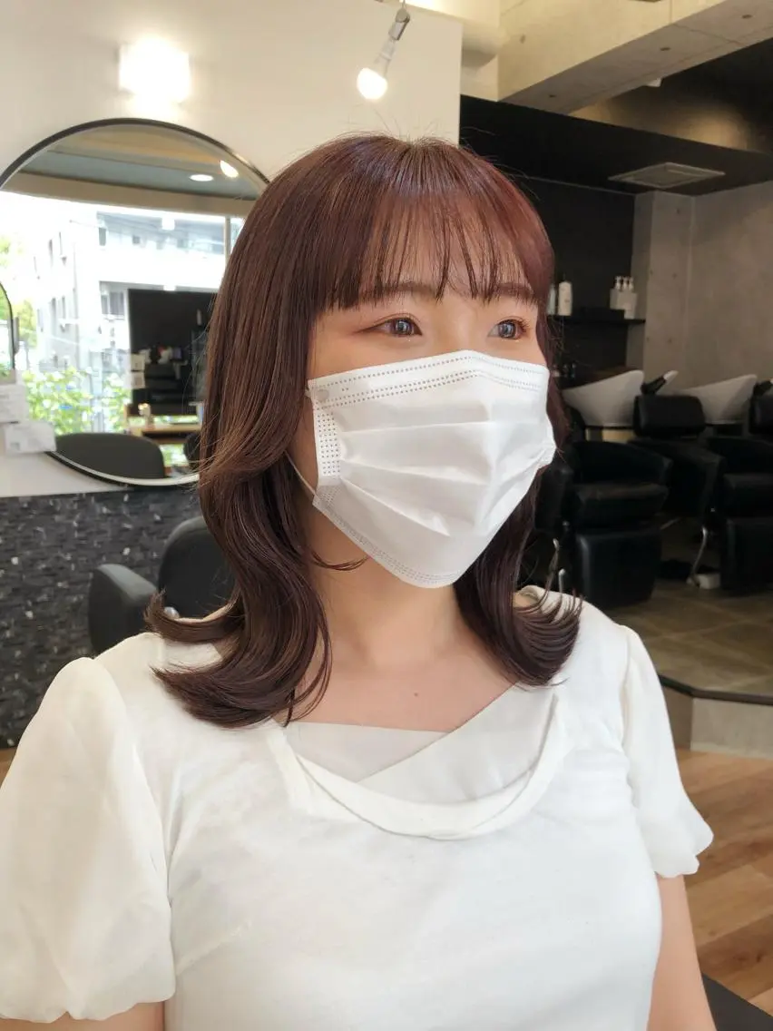 ミディアム ケアカラー 顔周りカット 韓国風ヘア カット ヘアカラー トリートメント トレンドヘア🌿 chinariのヘアスタイル