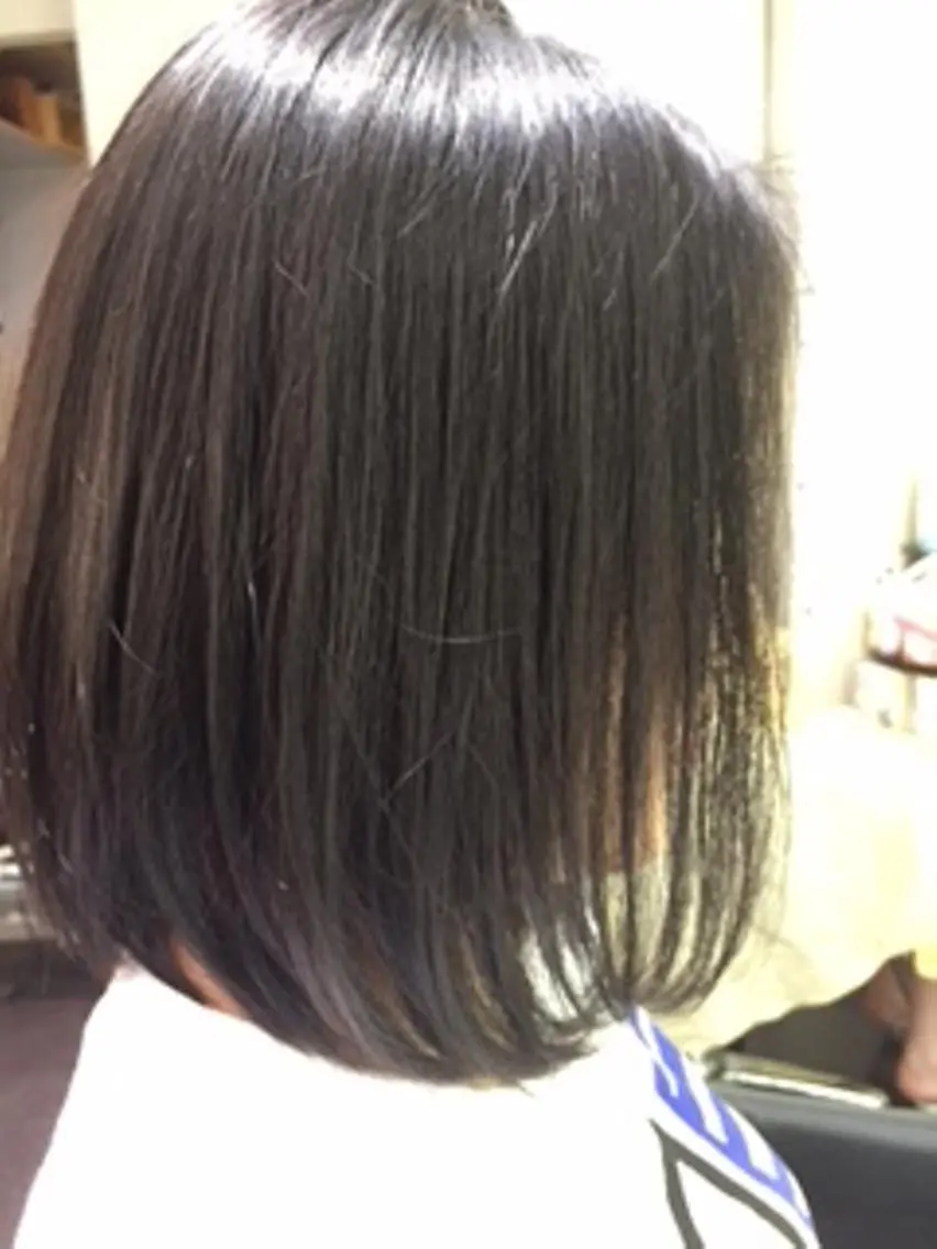 ミディアム カット 縮毛矯正 西山 恵太郎のヘアスタイル