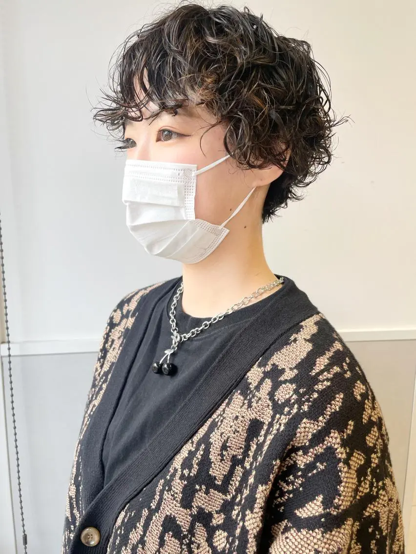 ショート パーマ カット パーマ 齋藤 咲のヘアスタイル