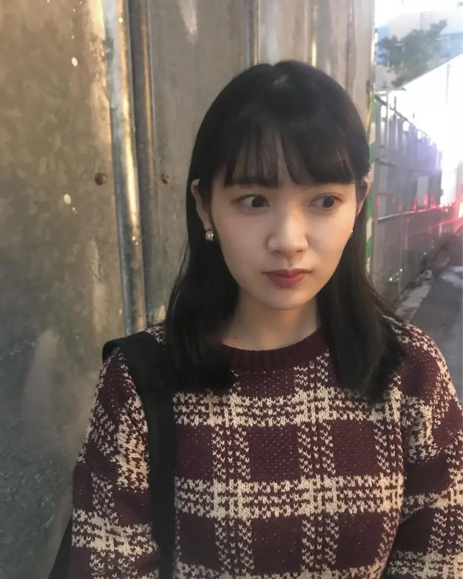 ミディアム よしだ とおいのヘアスタイル
