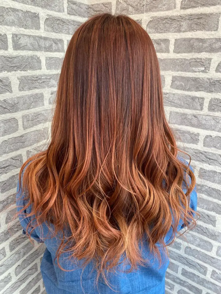カラー EARTH岩槻店 azusaのヘアスタイル