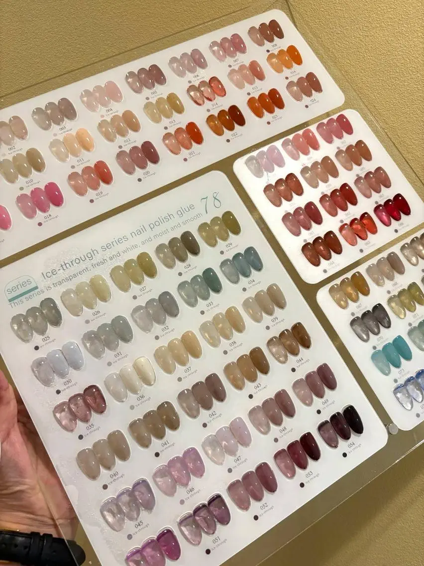 ネイル Nailsalon Graciasのネイルデザイン