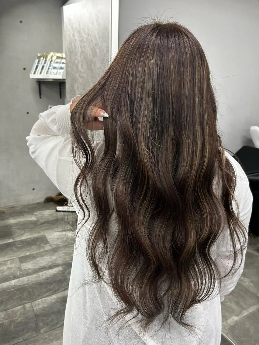 ロング カラー ブリーチ ロング ブリーチ🐰インナー ♡ハイライト♡綾🐰のヘアスタイル