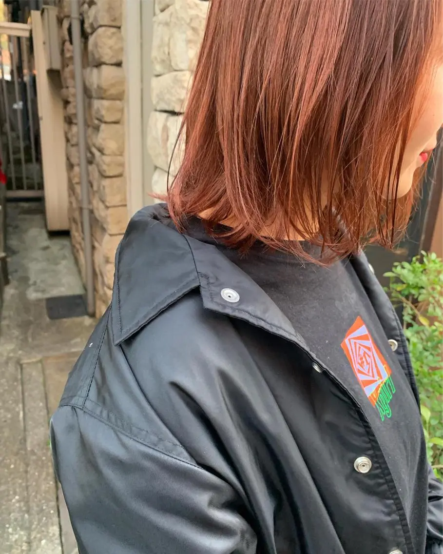 ミディアム カラー ブリーチ カット ヘアカラー トリートメント Libre 西野圭一のヘアスタイル