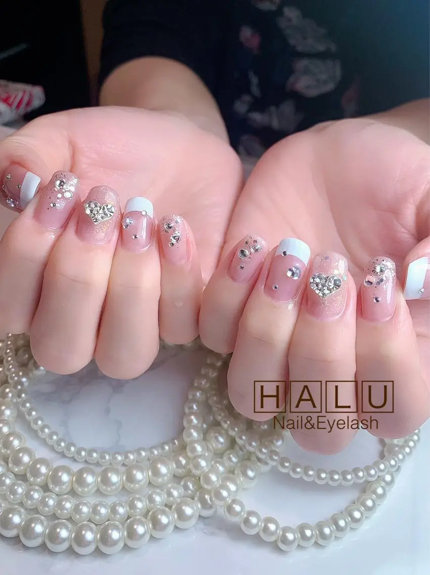ネイル キラキラネイル 韓国ネイル HALU ハルのネイルデザイン