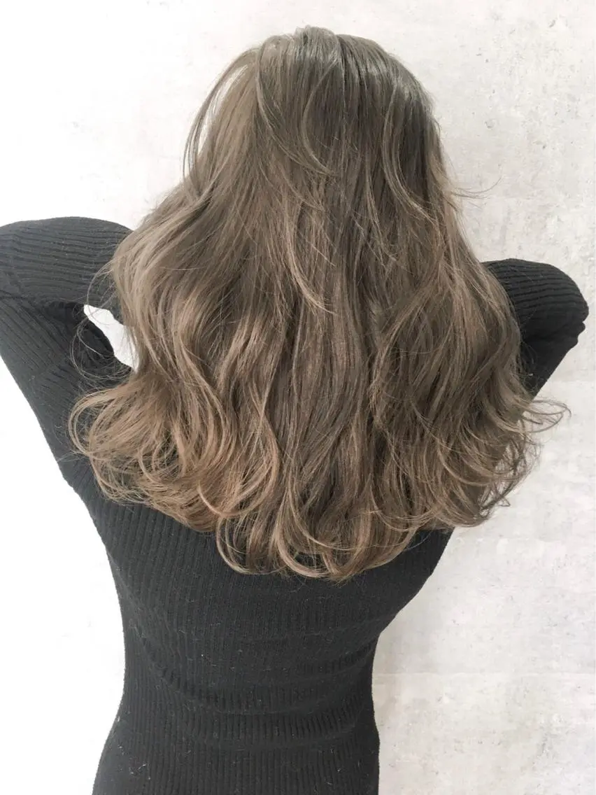 セミロング ヘアカラー トリートメント KYOKO 【Bear】のヘアスタイル