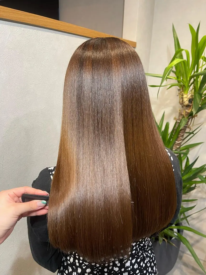 ロング 酸性ストレート ARCHE 心斎橋 常塚のヘアスタイル