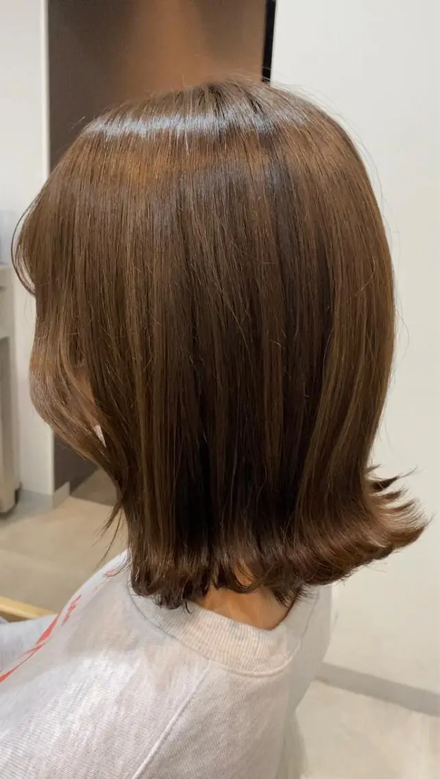 カラー 透明感カラー ラベンダーカラー 谷川 李奈のヘアスタイル