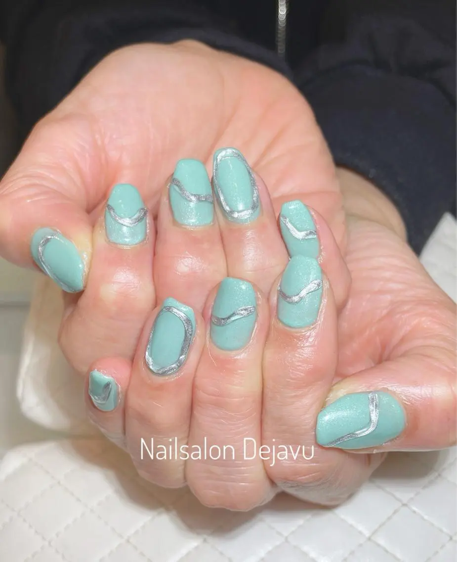 ネイル アートネイル ジェルネイル グリーン ワンカラーネイル ピンク Nail salon Dejavu 🌿のネイルデザイン