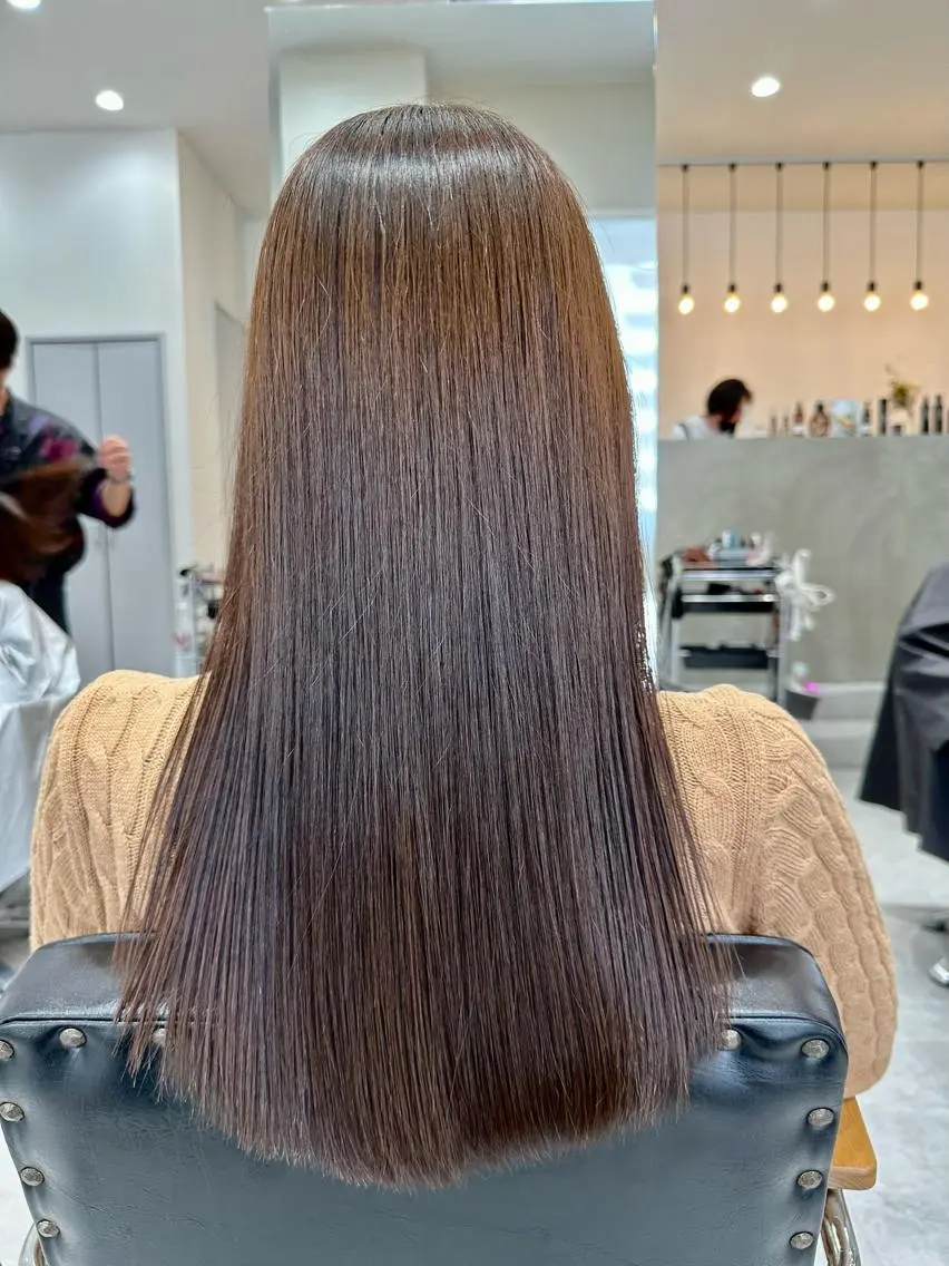 ロング アライ ナタカのヘアスタイル
