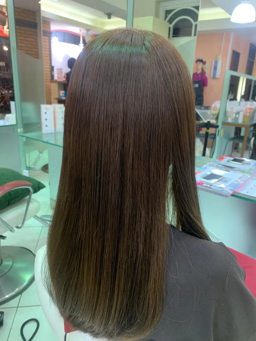 セミロング カラー 今村 愛美のヘアスタイル