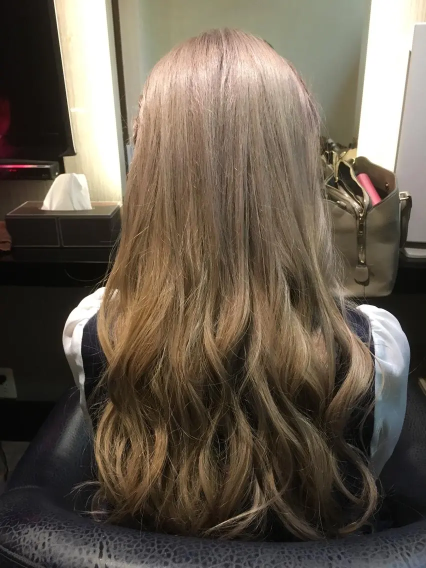 ロング カラー ヘアアレンジ 熊谷 奈菜のヘアスタイル