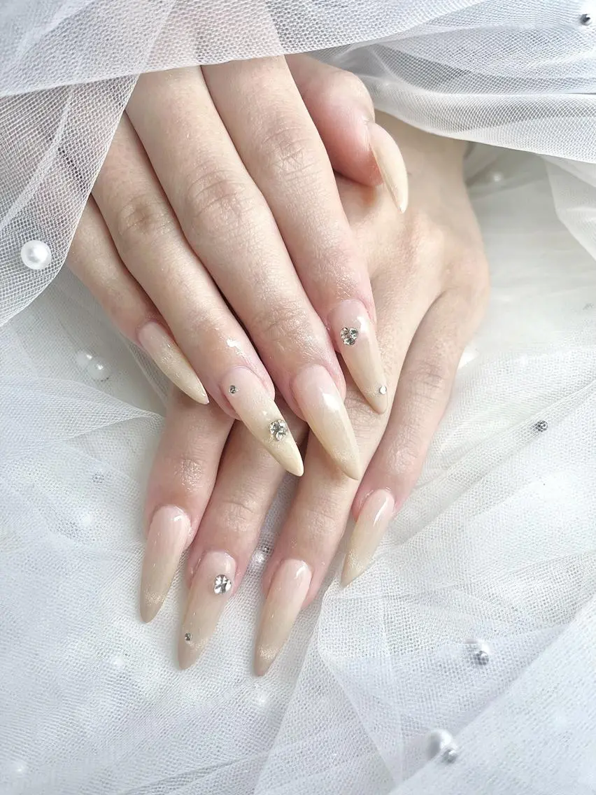 ネイル グラデーション マグネットネイル シンプルネイル ハンドネイル ハンドケア 韓国ネイル🎀当日 予約⚪︎Karin♡のネイルデザイン
