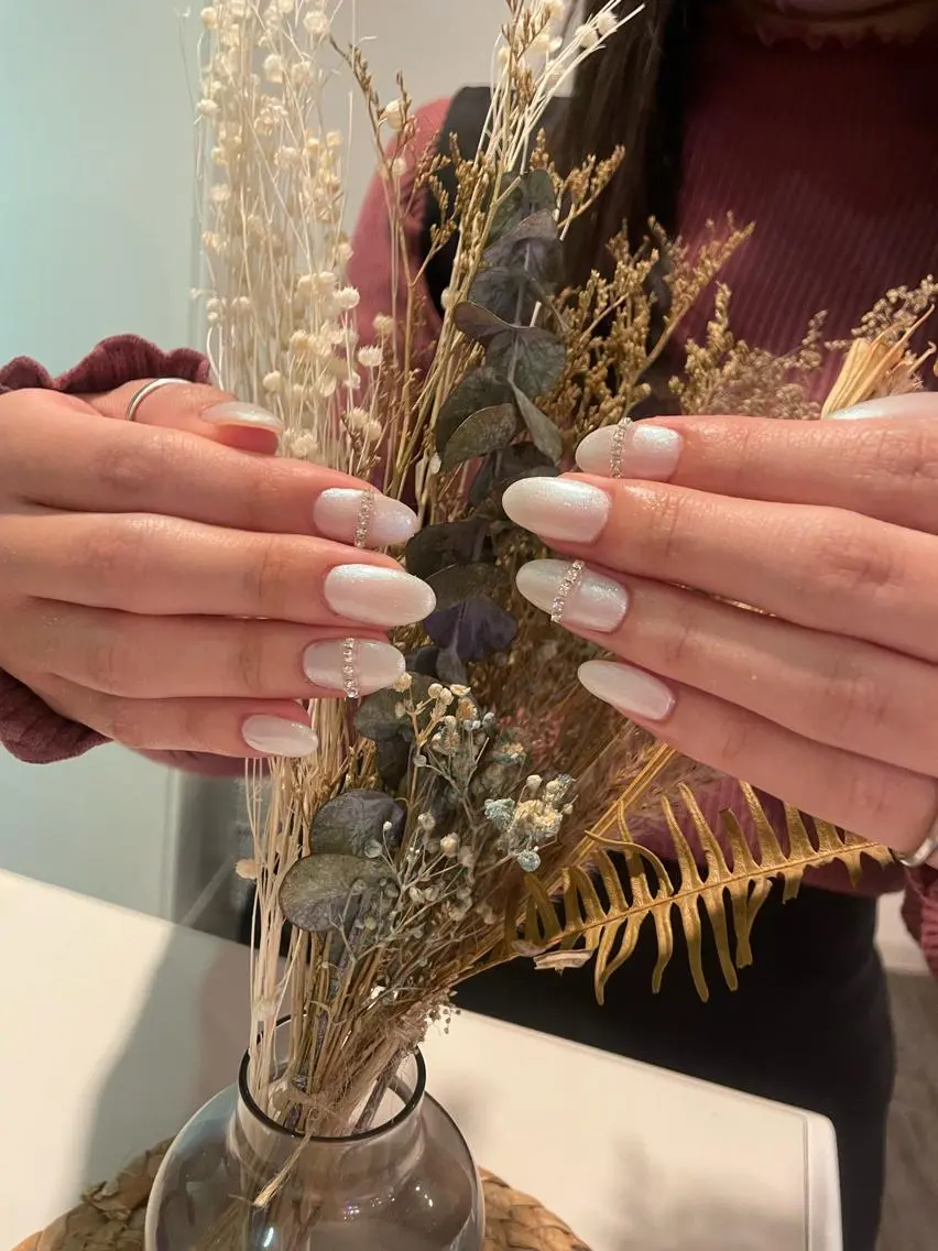 ネイル ラメ(グリッター) シルバー シンプルネイル ハンドネイル D.d Nail Moeのネイルデザイン