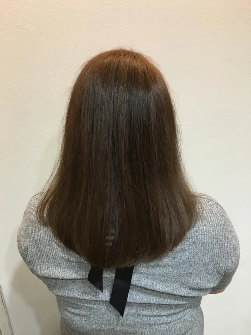 ミディアム カラー mu ku.のヘアスタイル