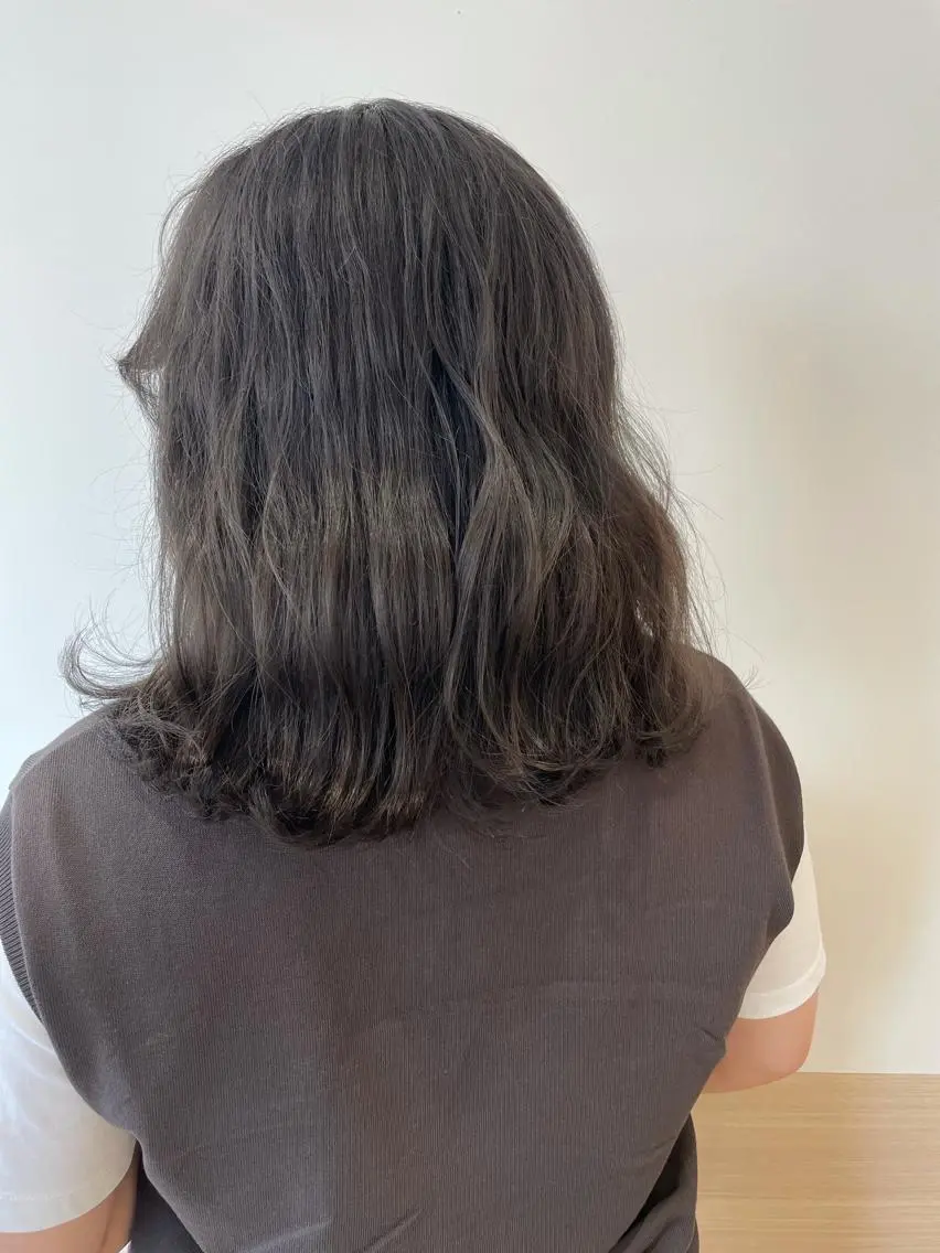 ミディアム カラー ブラウンカラー ケアカラー グレージュ カット ヘアカラー 天野 瑠真のヘアスタイル
