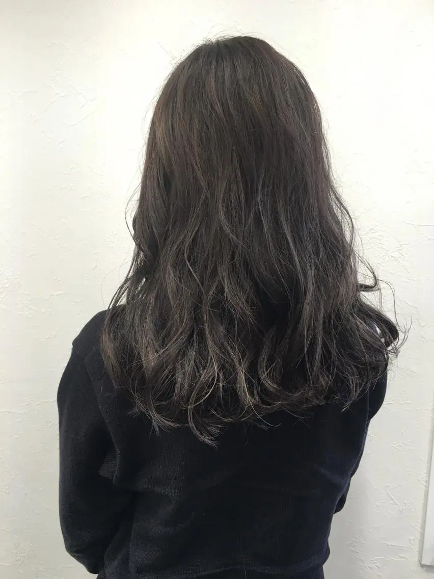 カラー グレージュ ハイライトカラー ヘアカラー 🤍2nd🤍田所 美希のヘアスタイル