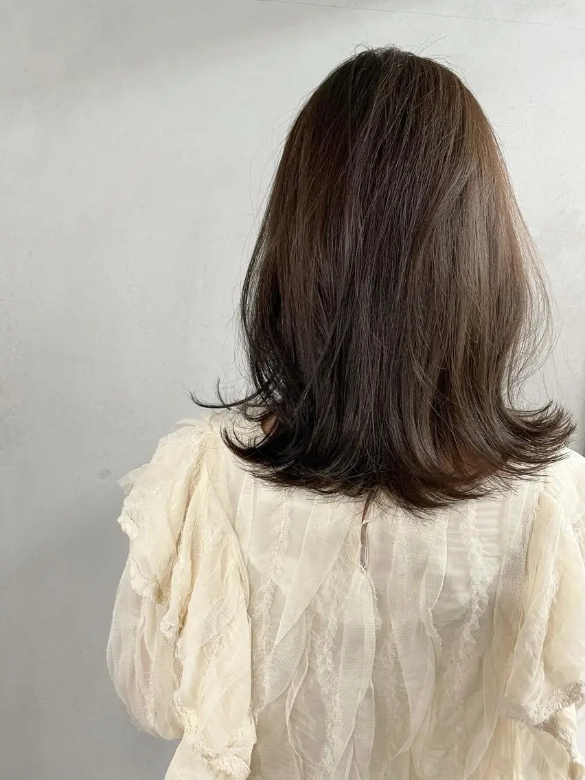 ミディアム カラー パーマ ヘアアレンジ メンズ キッズ ネイル マツエク・マツパ ブラウンカラー ココアブラウン カラーマツエク ブラウン #tag 稗田綾加のヘアスタイル